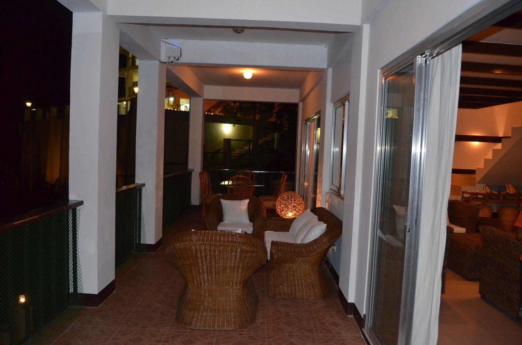 Seahorse Villa Puerto Galera Buitenkant foto